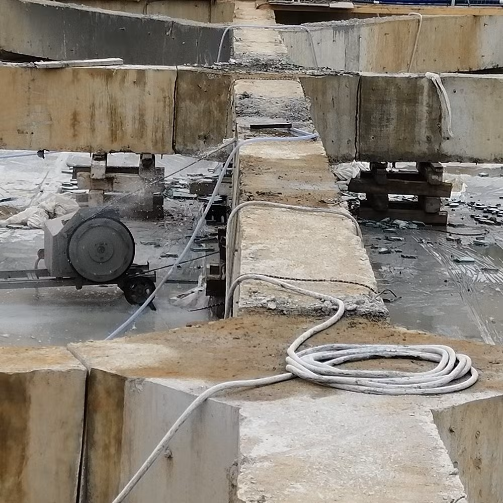 Cắt Bê Tông Dây Kim Cương Hà Nội