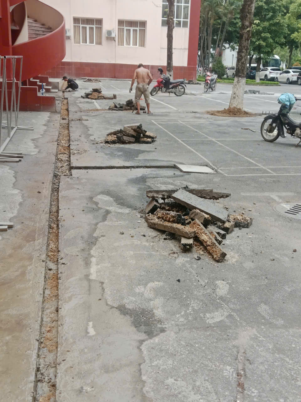 Cắt Bê Tông Làm Cầu Thang Máy Quận Hai Bà Trưng Cắt Bê Tông Làm Cầu Thang Máy Quận Hai Bà Trưng
