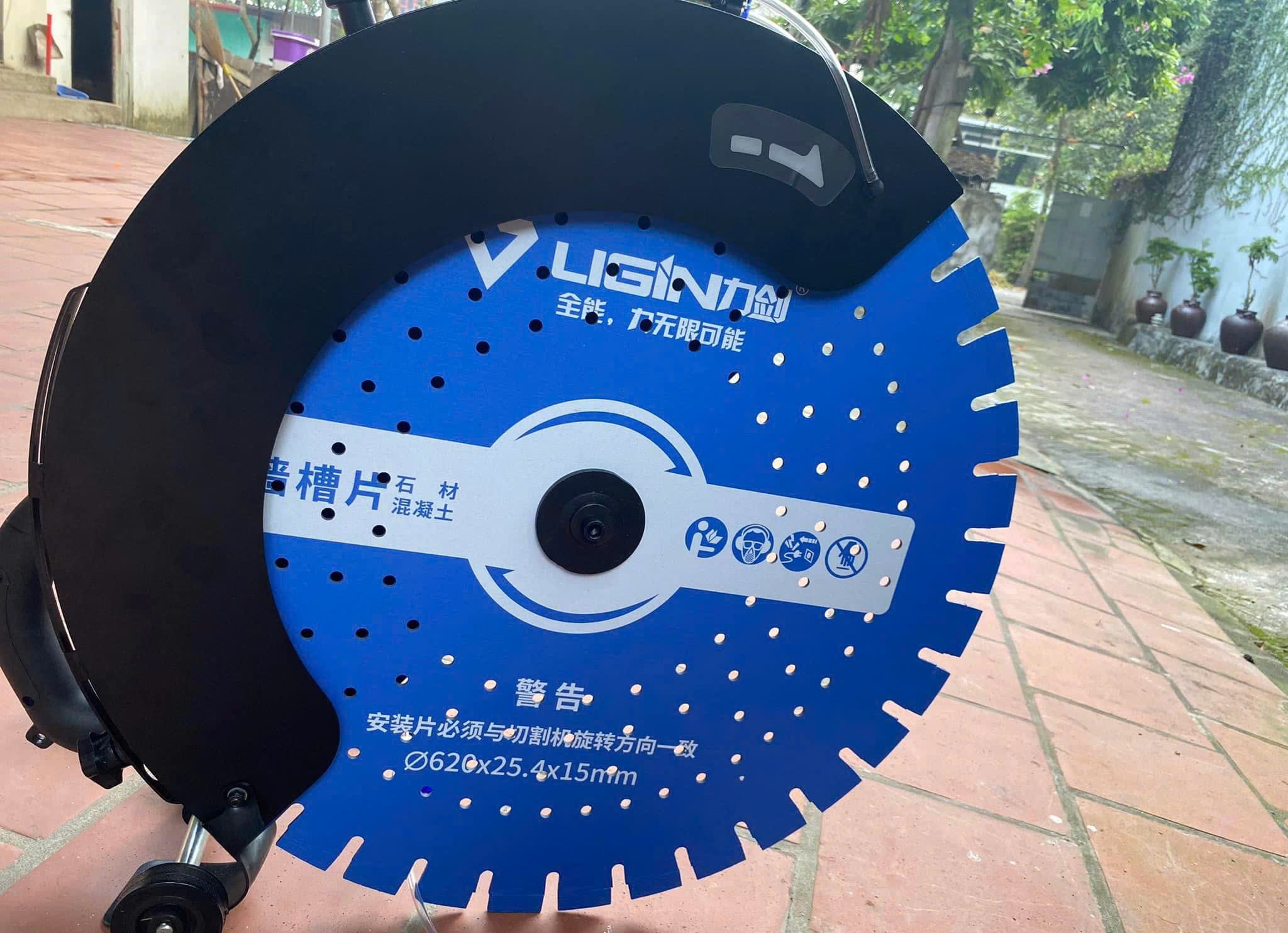 Cắt Bê Tông Làm Cầu Thang Máy Tại Hoàng Mai Cắt Bê Tông Làm Cầu Thang Máy Tại Hoàng Mai