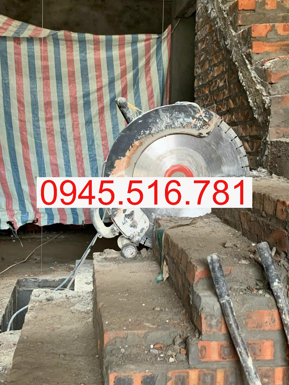 Cắt Bê Tông Làm Cầu Thang Máy Thanh Xuân Cắt Bê Tông Làm Cầu Thang Máy Thanh Xuân